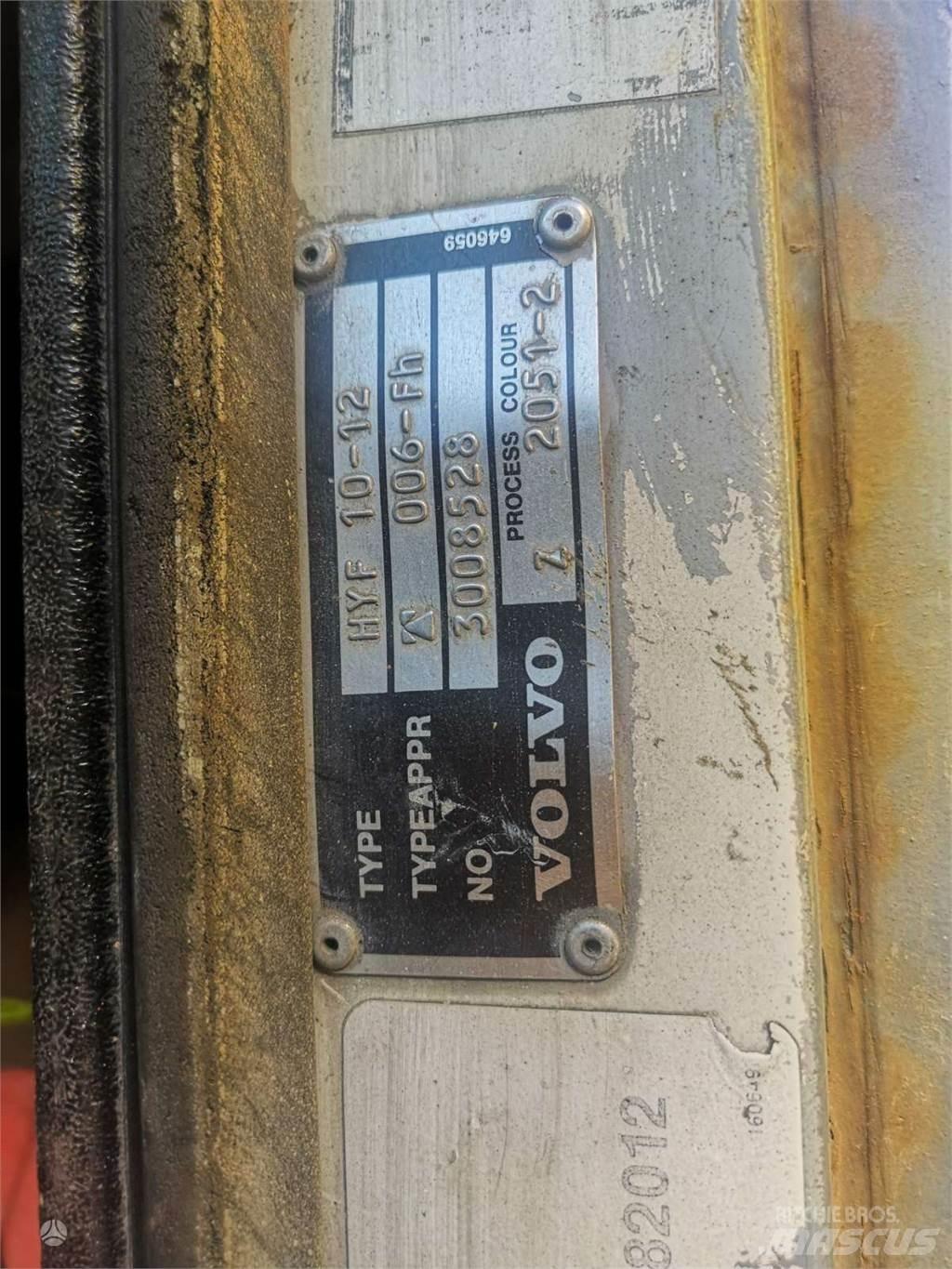 Volvo F12 其他货车