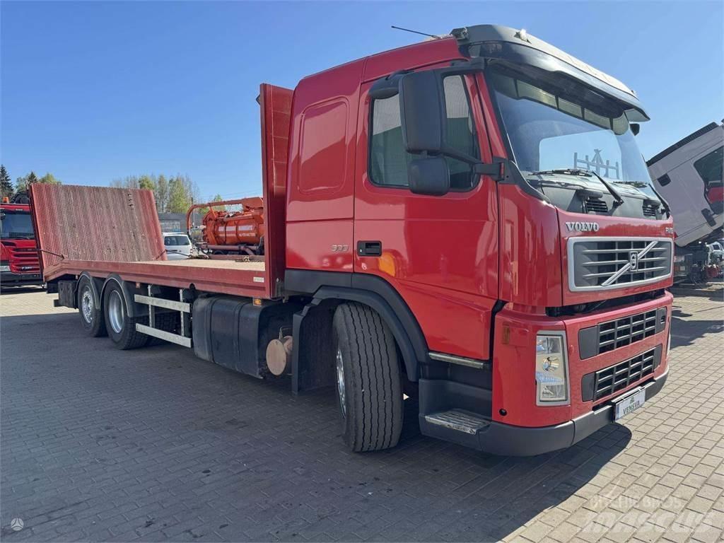 Volvo FM 9 车辆运输车