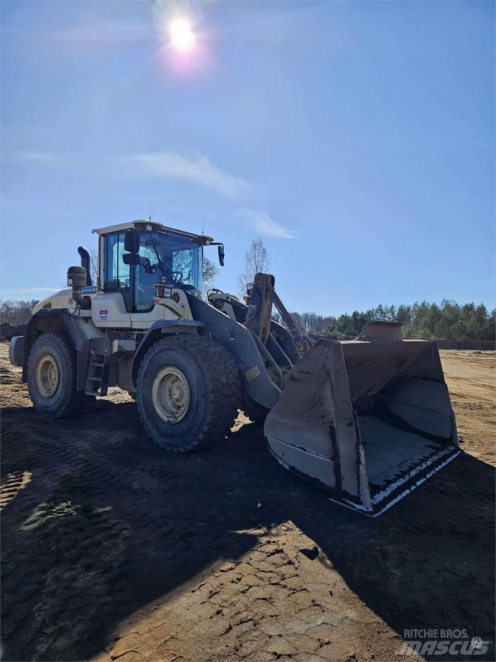Volvo L120G 轮式装载机