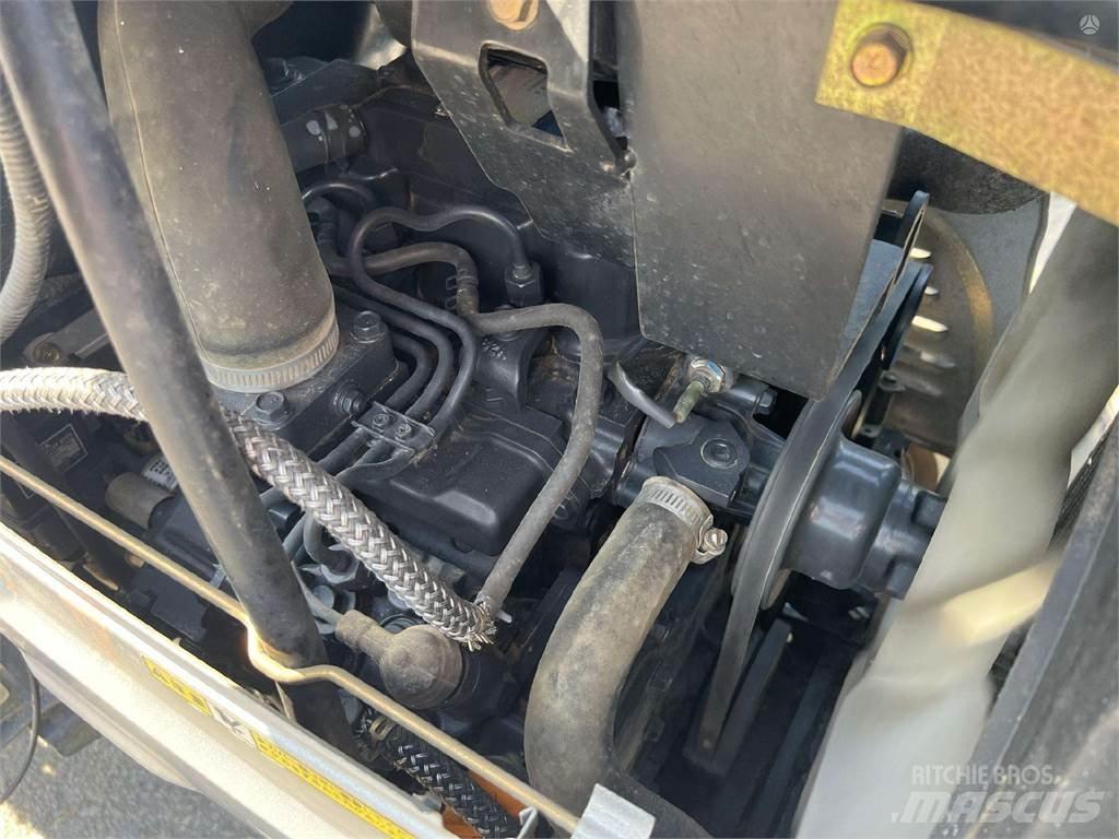 Yanmar EF 220 拖拉机/农用车