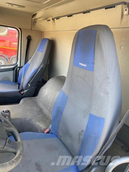 Volvo FM12 起重车