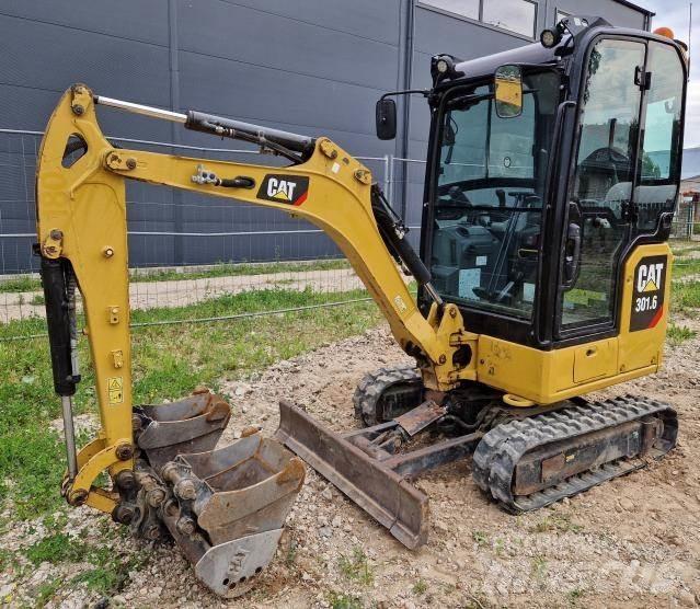CAT 301.6 小型挖掘机
