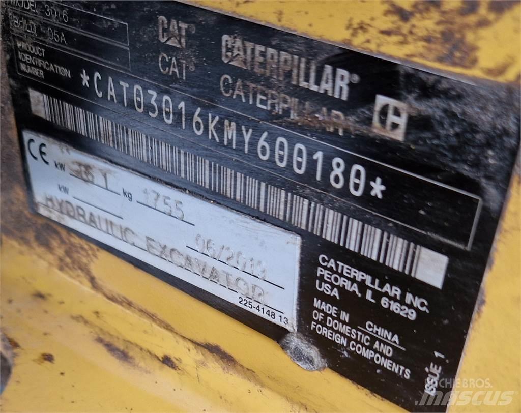 CAT 301.6 小型挖掘机