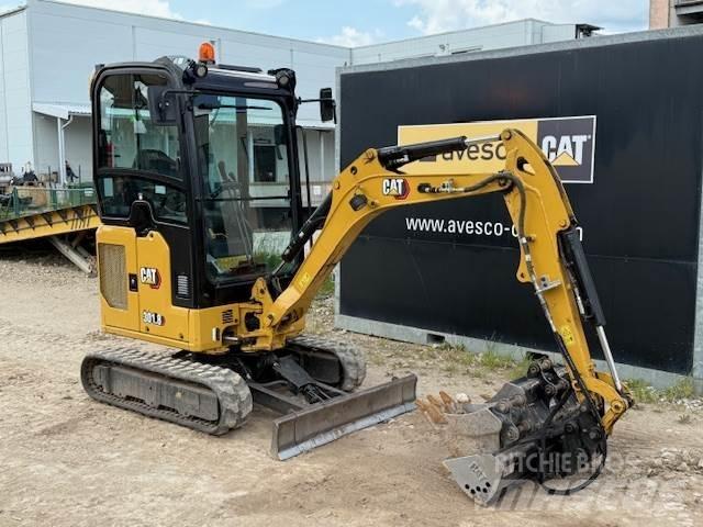 CAT 301.8 小型挖掘机