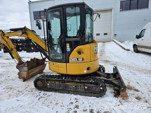CAT 303.5ECR 小型挖掘机