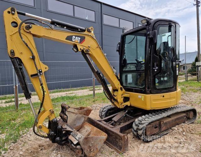 CAT 303E 小型挖掘机