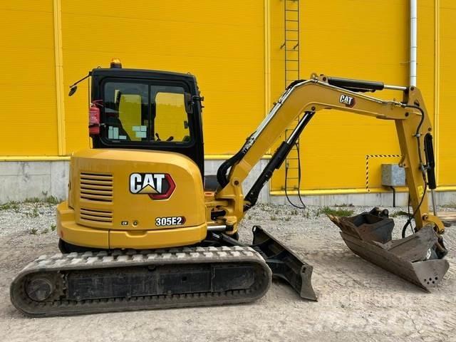 CAT 305CR 小型挖掘机