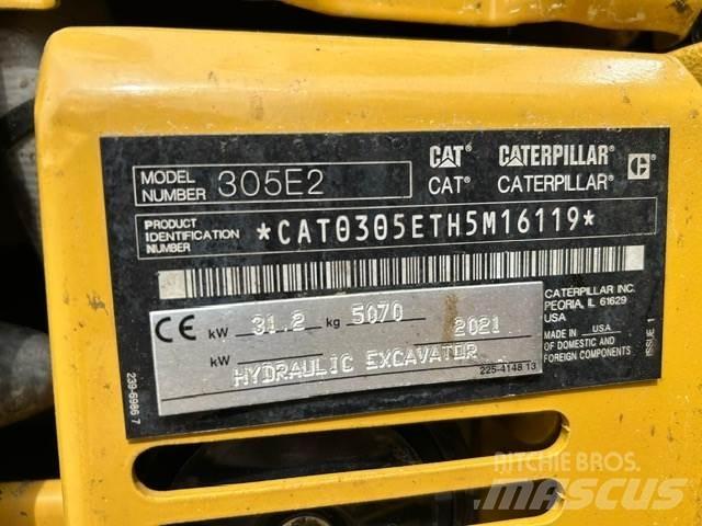 CAT 305CR 小型挖掘机
