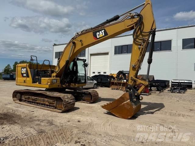 CAT 320 履带挖掘机