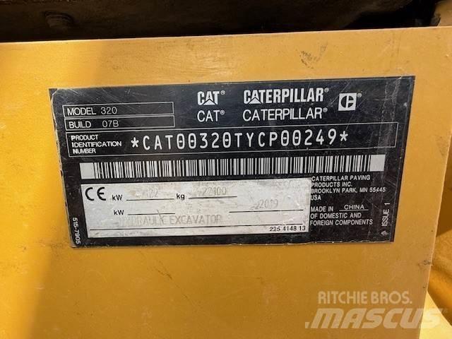 CAT 320 履带挖掘机