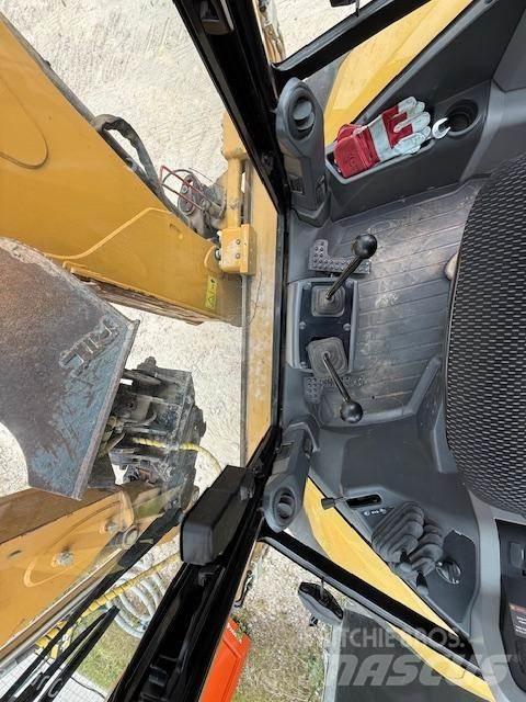 CAT 434-07 反铲装载机