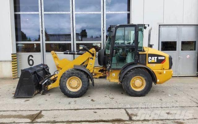 CAT 906M 轮式装载机
