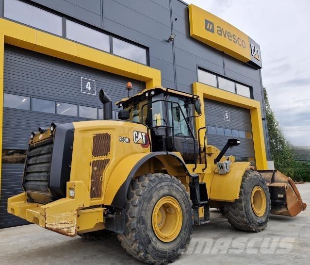 CAT 950M 轮式装载机