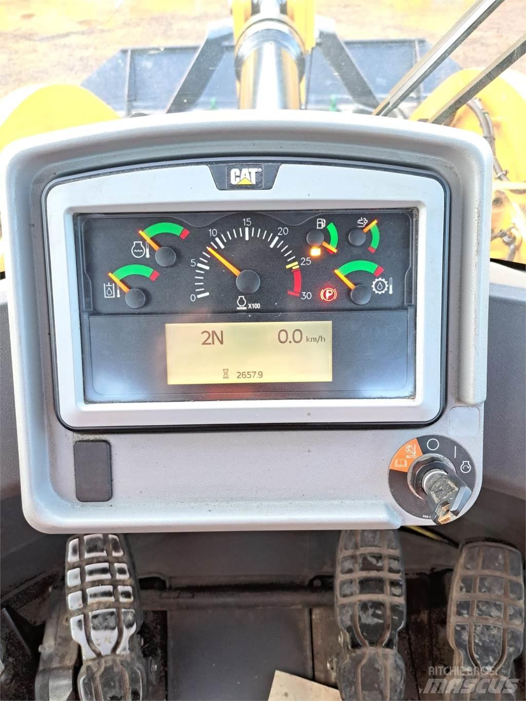 CAT 950M 轮式装载机