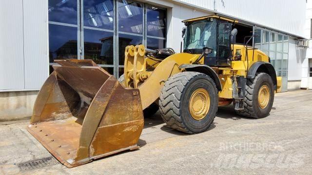 CAT 982M 轮式装载机