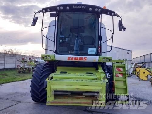 CLAAS Lexion 670 联合收割机