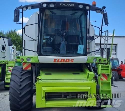 CLAAS Tucano 440 联合收割机