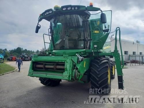 John Deere T660 联合收割机
