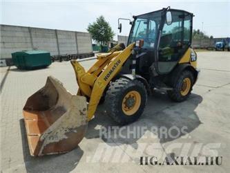 Komatsu 65 轮式装载机
