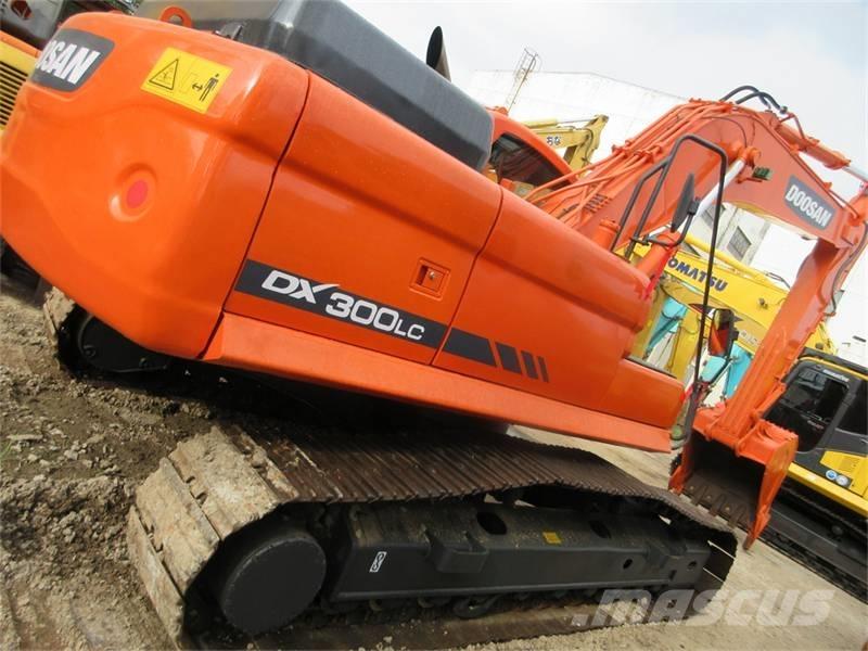 Doosan DX 300 LC-9 履带挖掘机