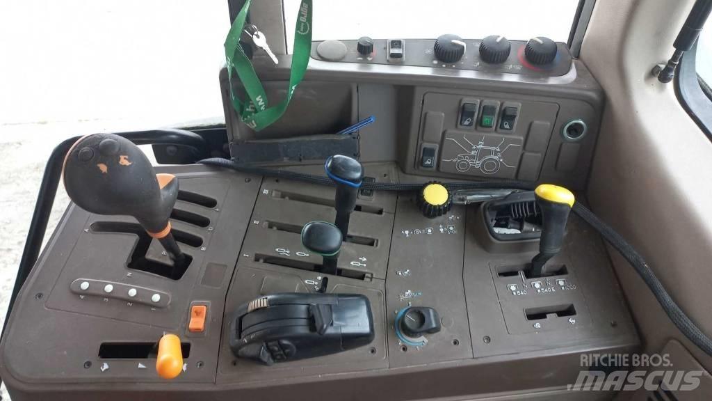 John Deere 6630 拖拉机/农用车