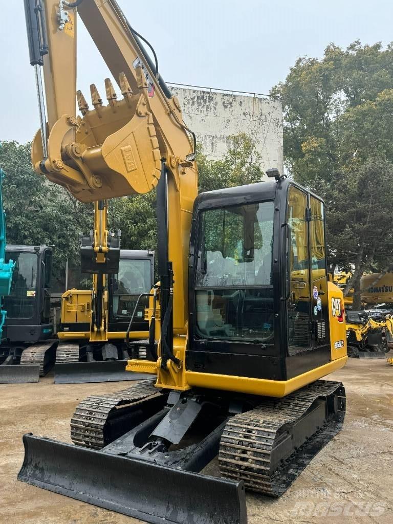 CAT CAT305.5 小型挖掘机