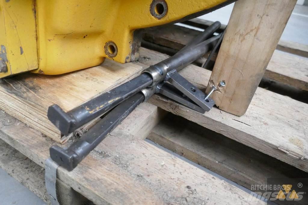 CAT 105-8185 变速器