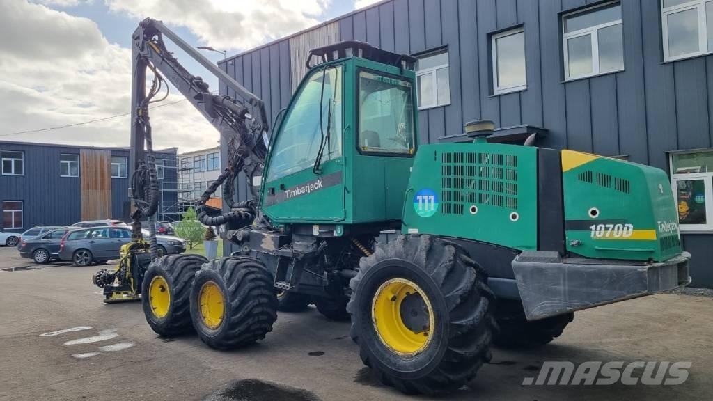 John Deere 1070 D 收割机