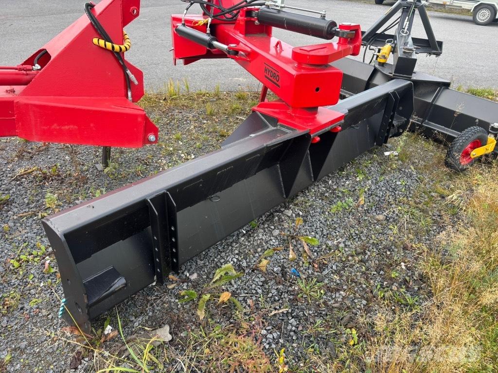 Jykevä H20 ja H30 刮路机