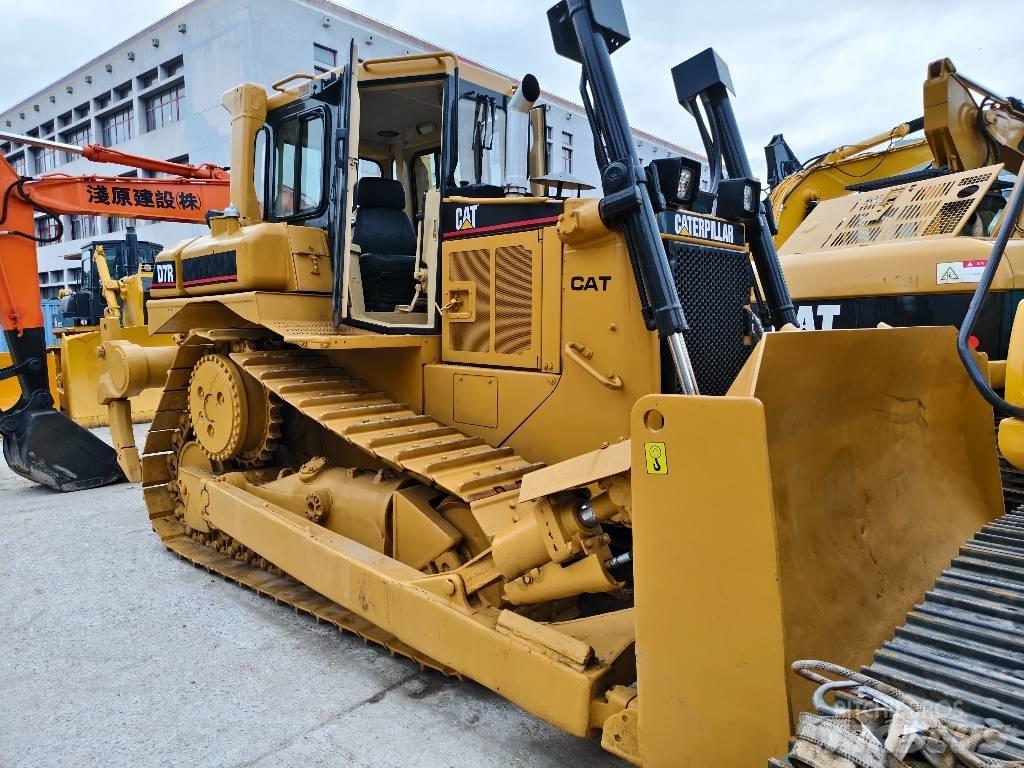 CAT D 7 R 履带式推土机