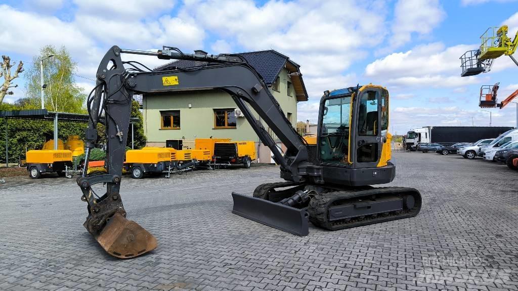 Volvo ECR 88 D 中型挖掘机