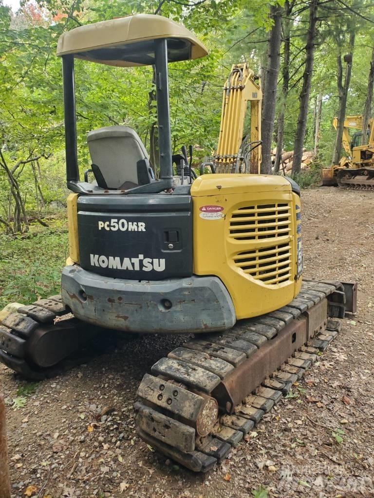 Komatsu PC50MR-2 小型挖掘机
