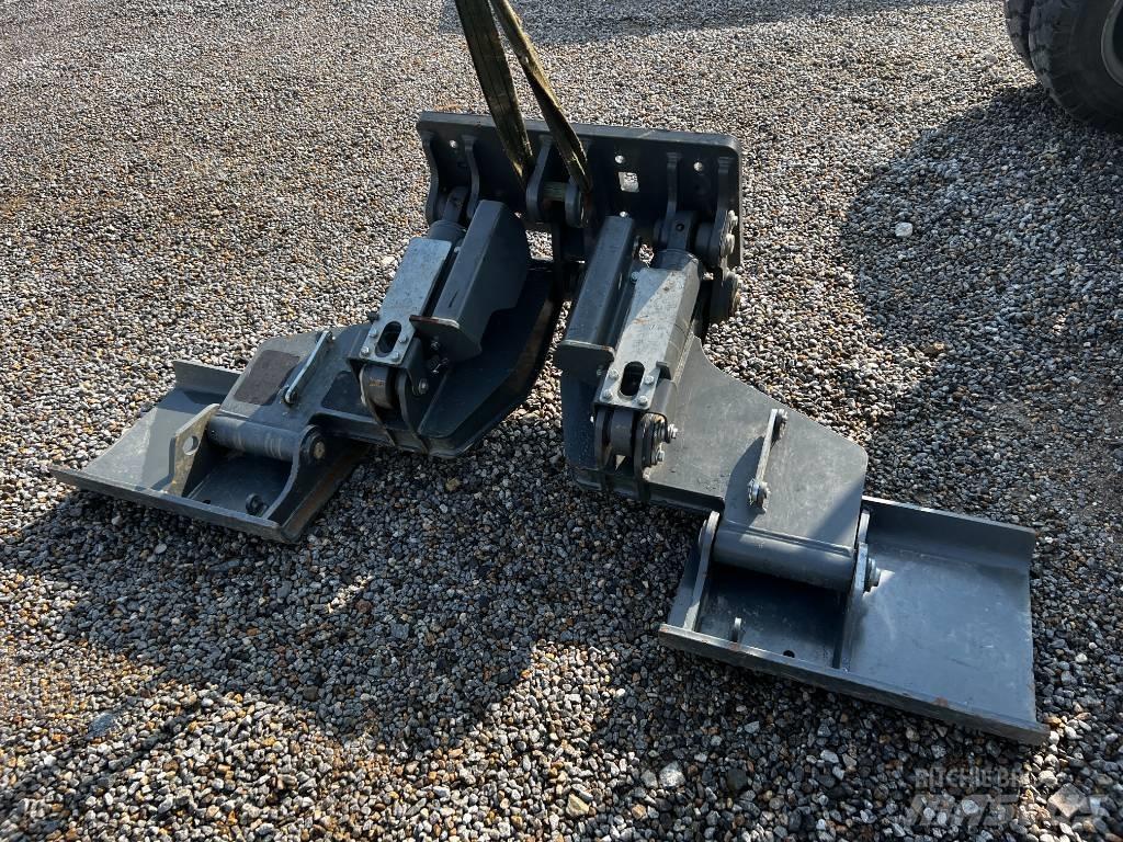 Wacker Neuson EW 65 底盘和悬架