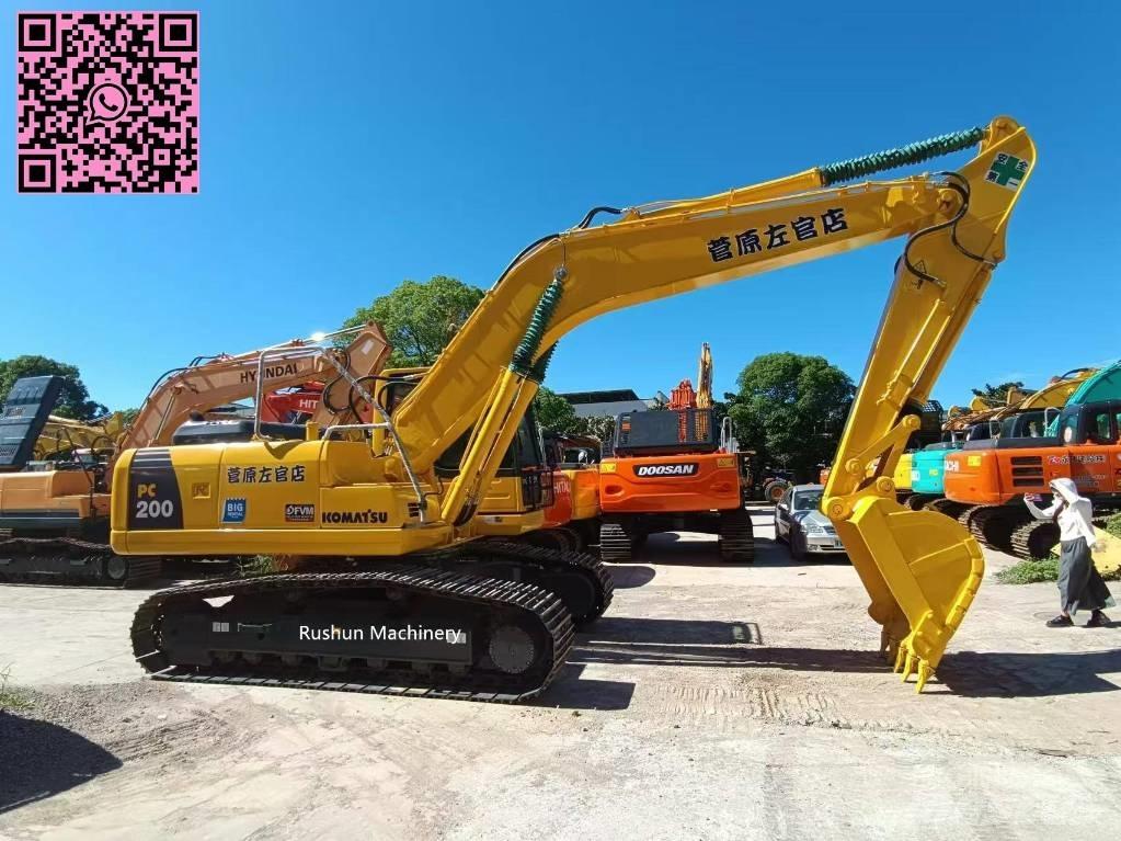 Komatsu PC 200 中型挖掘机
