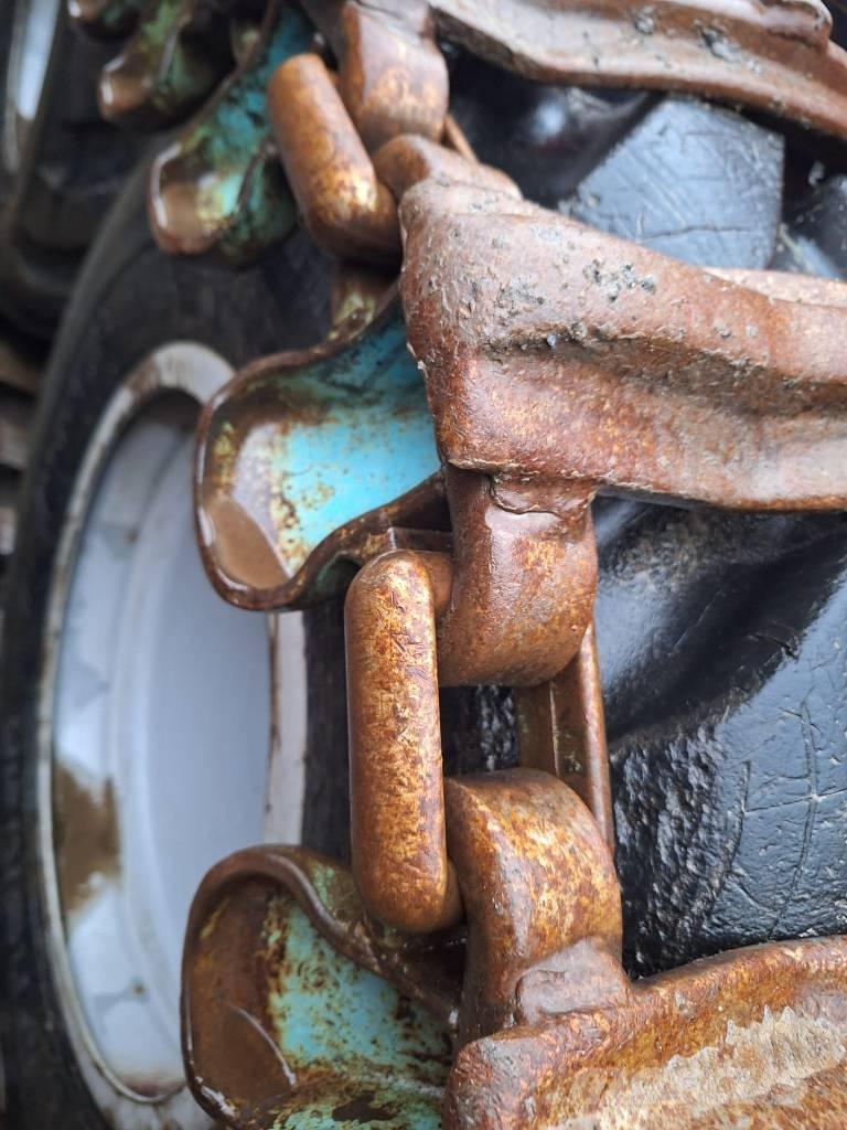 Komatsu 901 XC 收割机