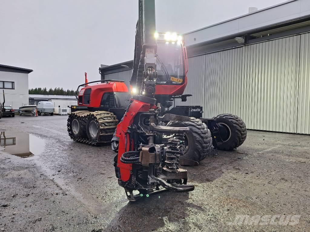 Komatsu 901 XC 收割机