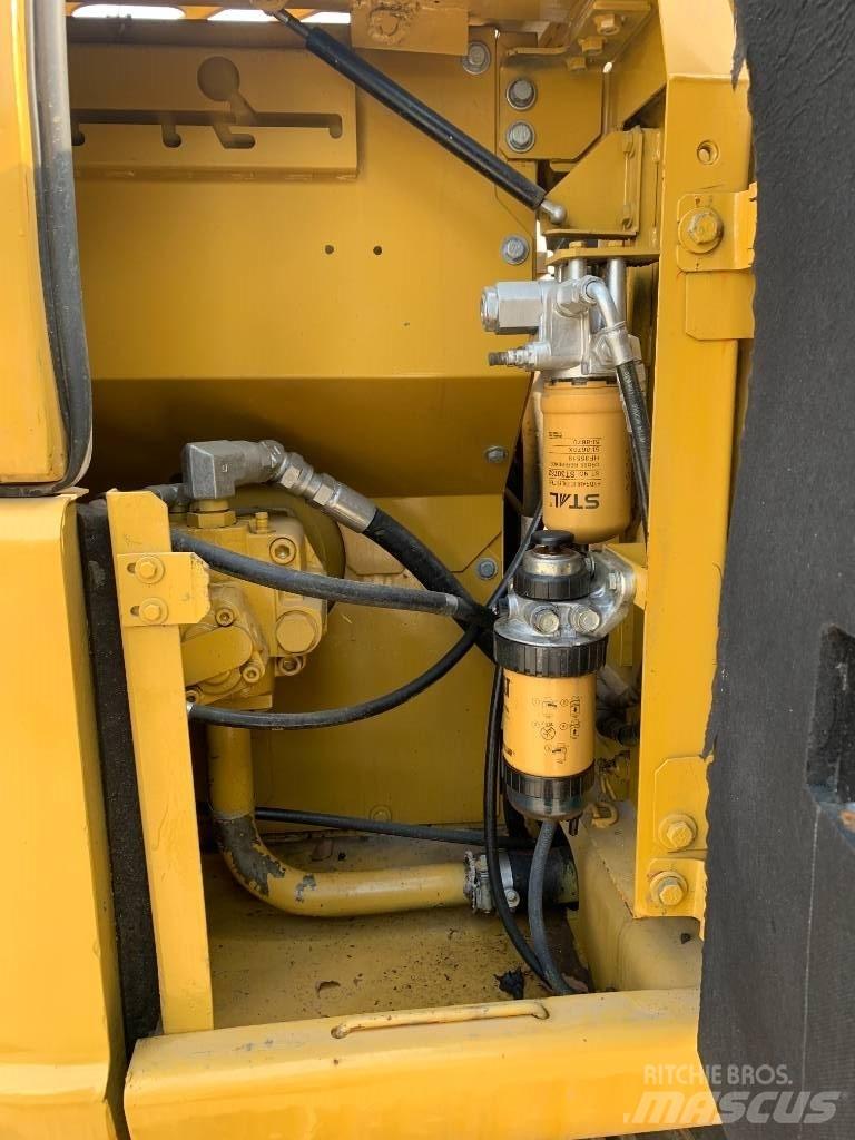 CAT 307D 履带挖掘机