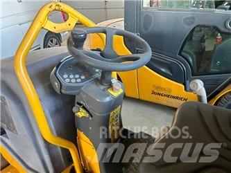 Hamm HD 10 C VV 双轮压路机