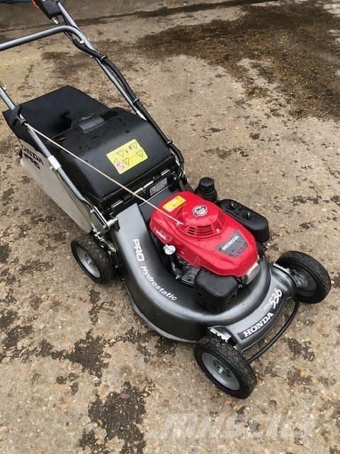 Honda HRH536HX 手扶式割草机