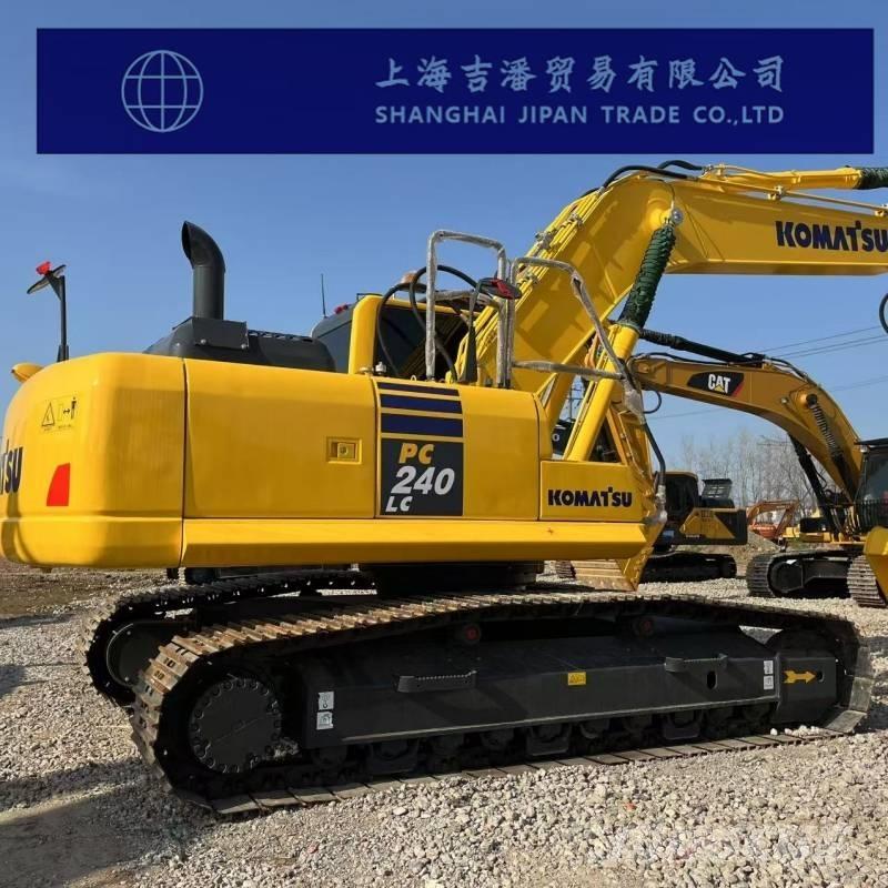 Komatsu PC 240 履带挖掘机