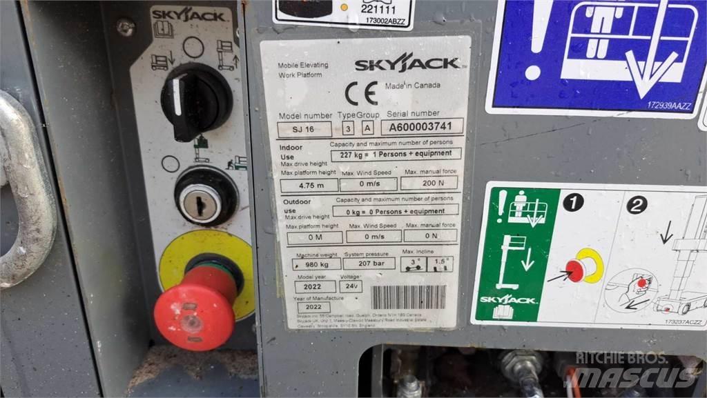 SkyJack SJ16 其他升降机和高空作业平台