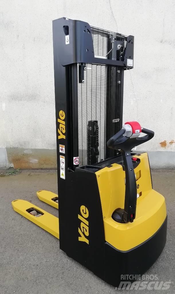 Yale MS12 手推堆垛车