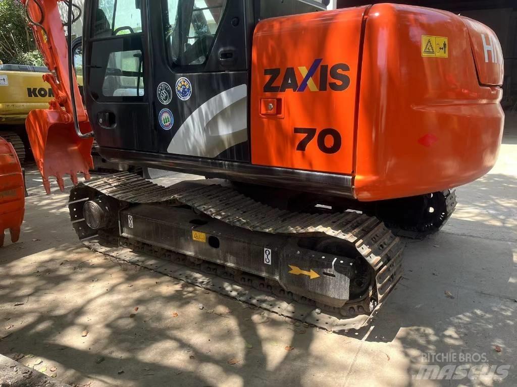 Hitachi ZX 70 小型挖掘机