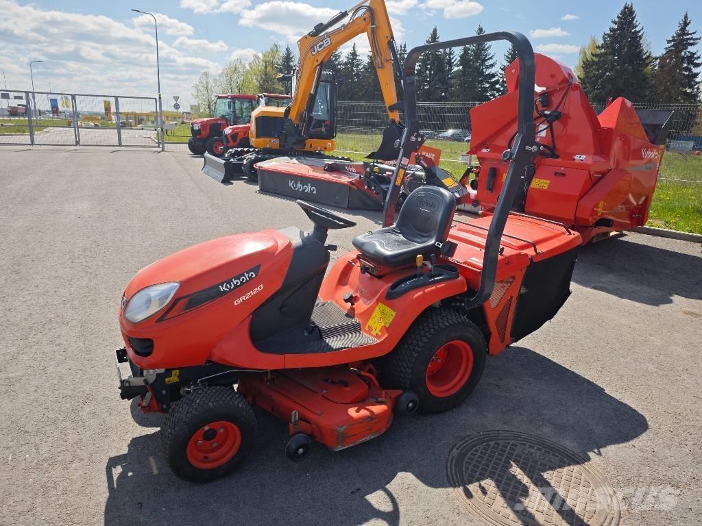 Kubota GR 2120 骑乘式割草机