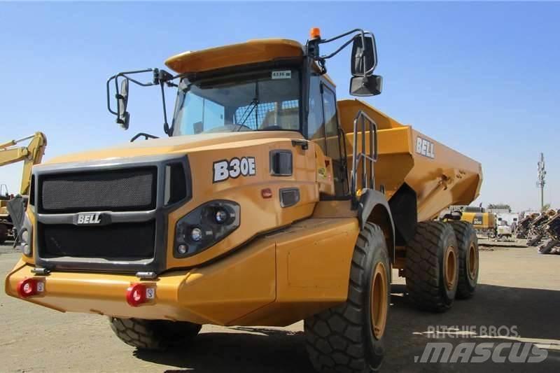 Bell B30E 铰接式自卸车