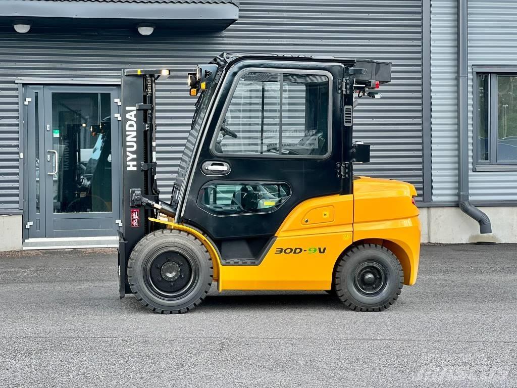 Hyundai 30D-9V 柴油叉车