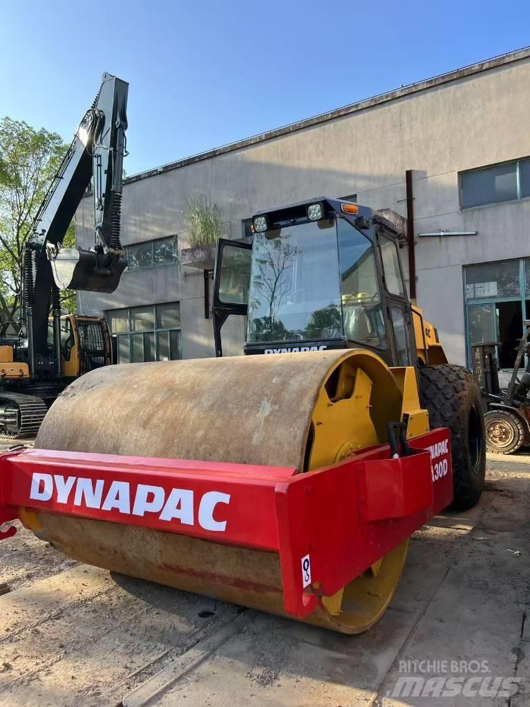 Dynapac CA 30 D 单轮压路机