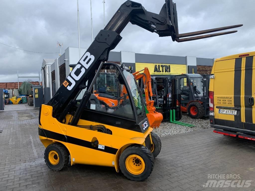 JCB TLT 30 D 伸缩臂叉装车|叉装车