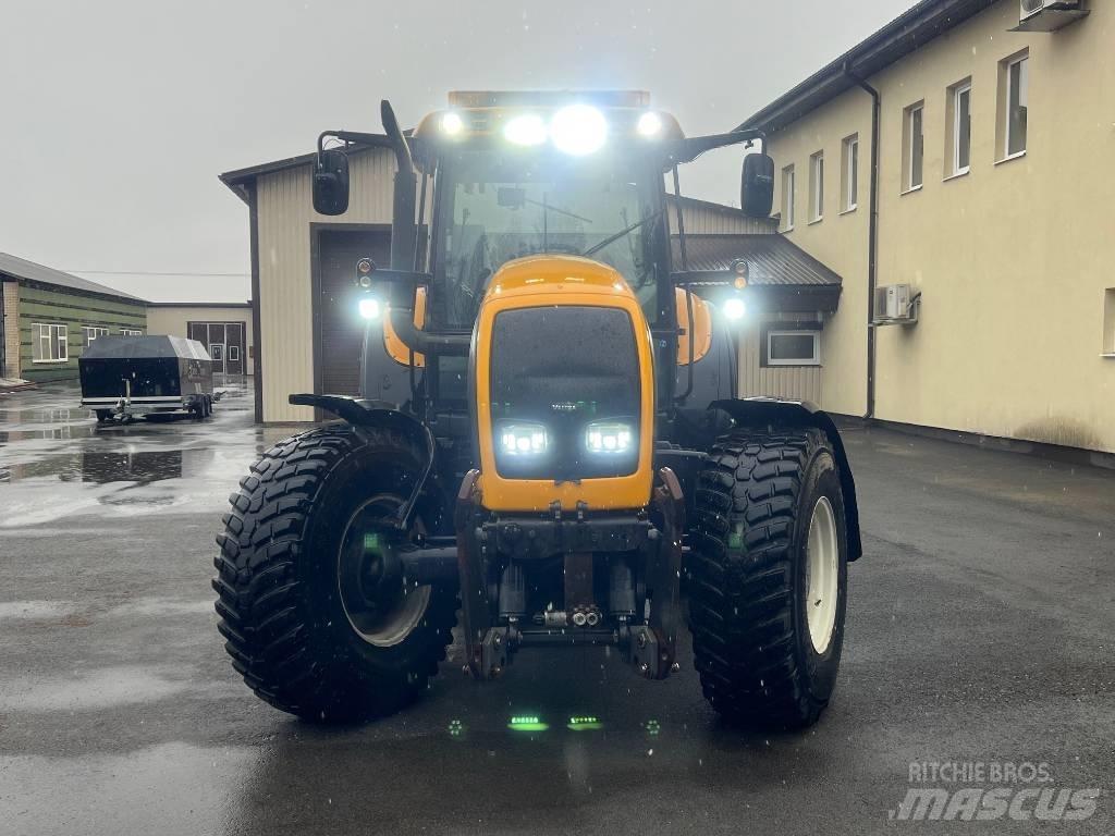 Valtra M 150-4 拖拉机/农用车