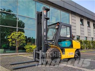 Komatsu FG40T-7 天然气叉车